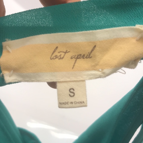 Ladies green top with gorgeous back detail size S - Picture 6 of 6